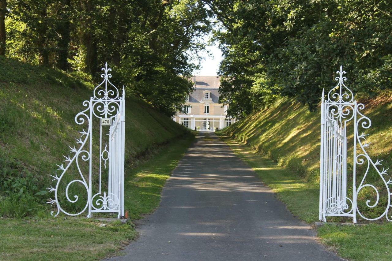 Chateau Des Monts Barbeville Exterior photo